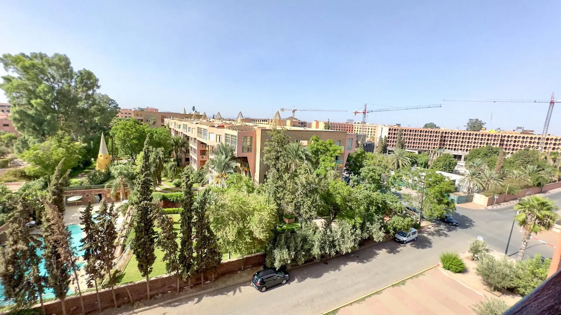 Top Localisation, Neuf, Piscine Et Une Vue Balcon Marrakesh