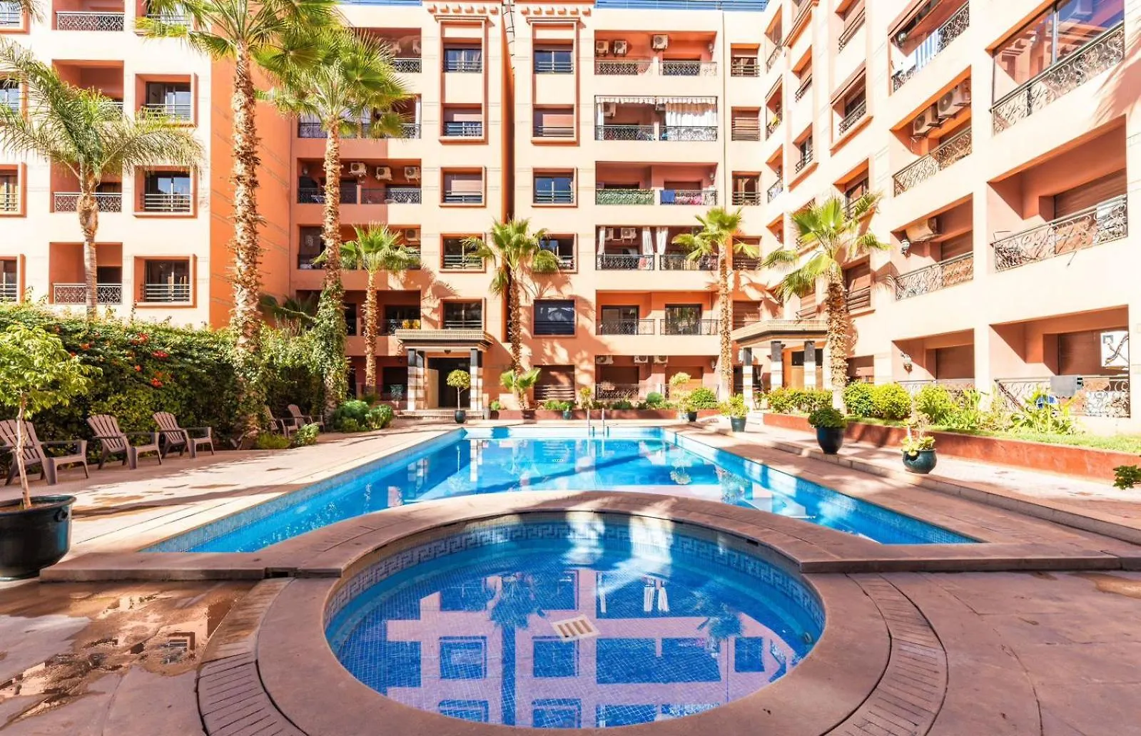 Top Localisation, Neuf, Piscine Et Une Vue Balcon Marrakesh Apartment